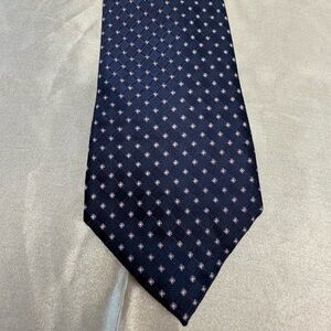 Club Room Men’s Navy and Purple Square Neck Tie